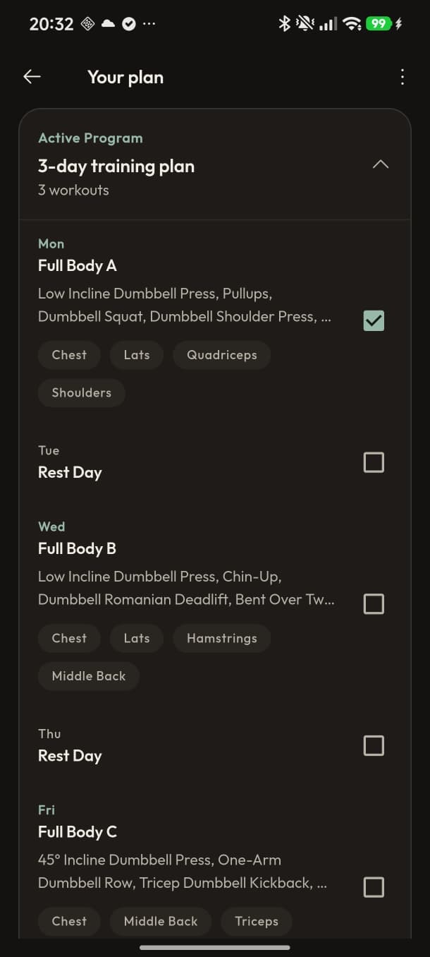Active training program with weekly workouts and rest days